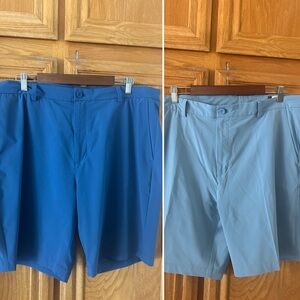 2 Vineyard vines short for men size 40/XL